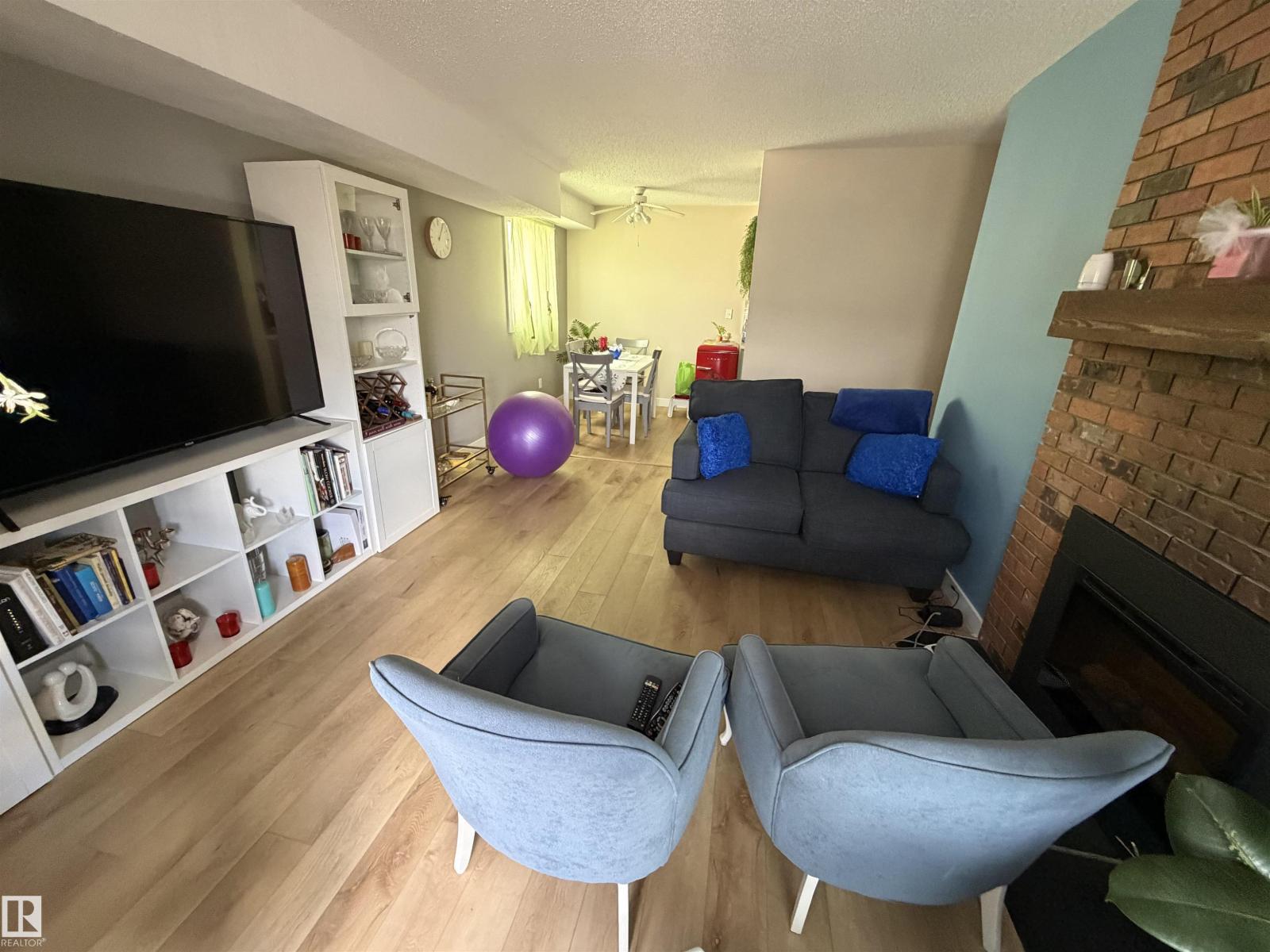 #205 10604 110 AV NW NW - 11