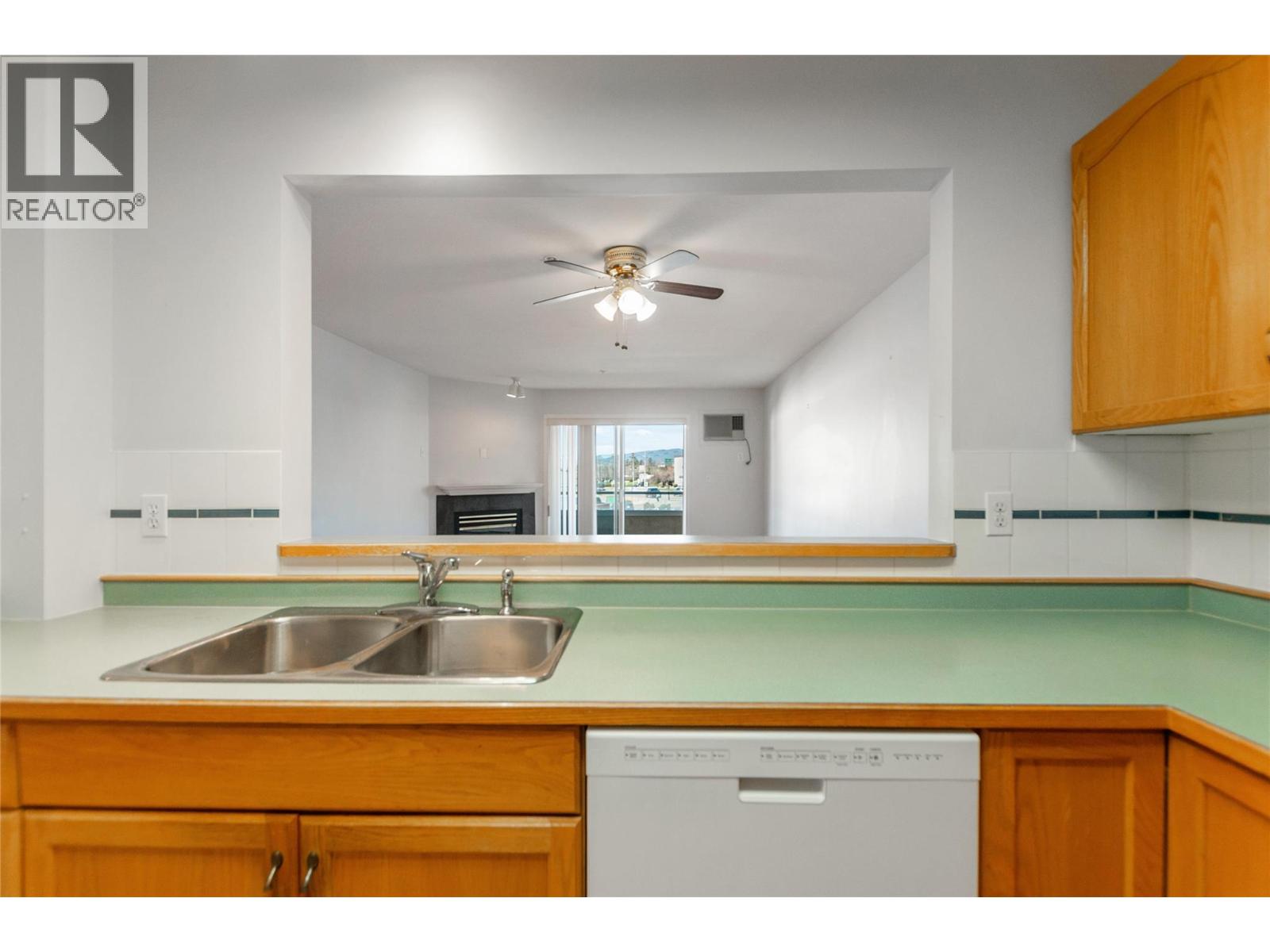 2401 South Main Street Unit# 202, Penticton