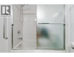 2401 South Main Street Unit# 202, Penticton, BC V2A5J1 Photo 8
