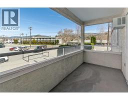 Living room - 2401 South Main Street Unit# 202, Penticton, BC V2A5J1 Photo 6