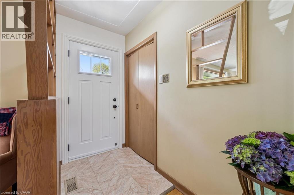 39 CHARLOTTE Crescent - 6