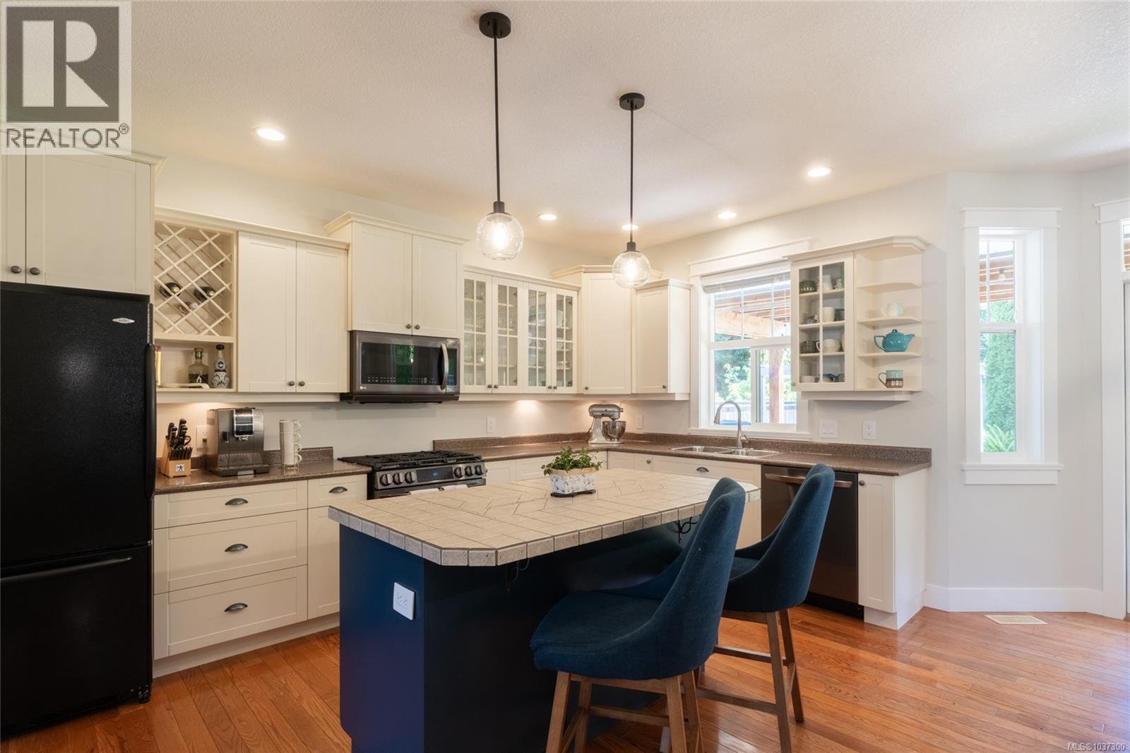 474 Louise Rd - 5