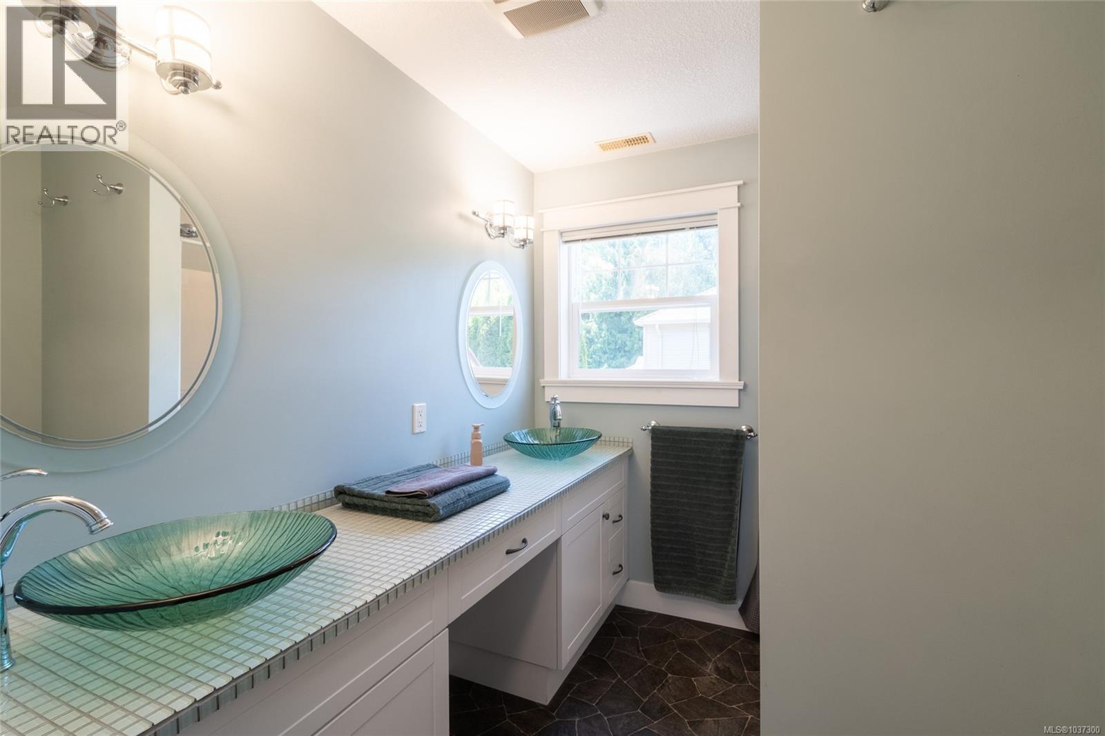474 Louise Rd - 22