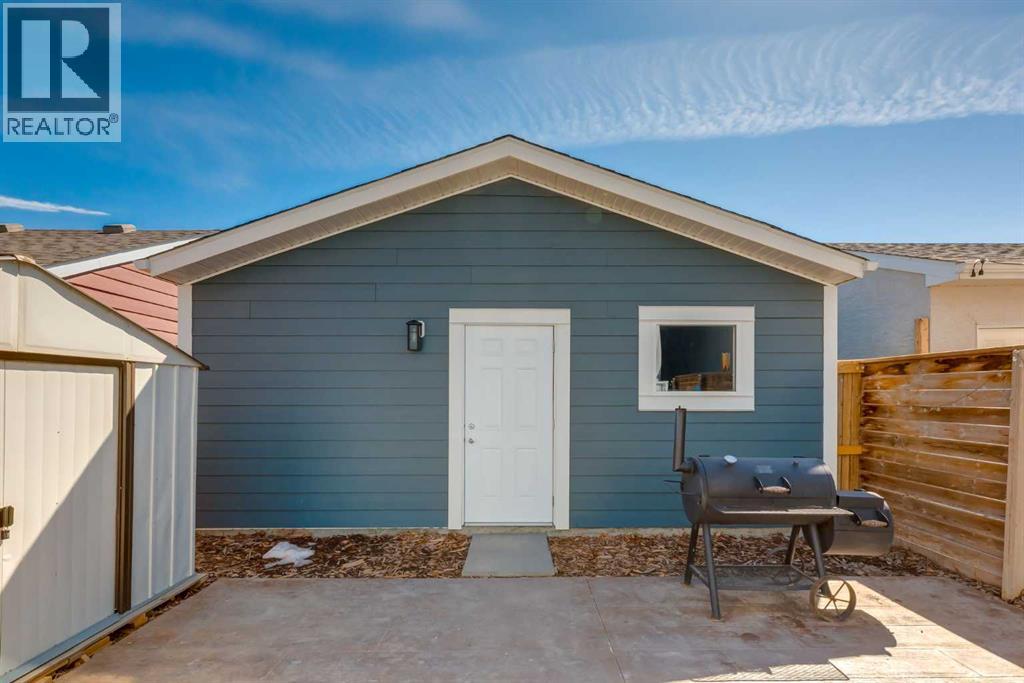 577 Masters Road SE - 43