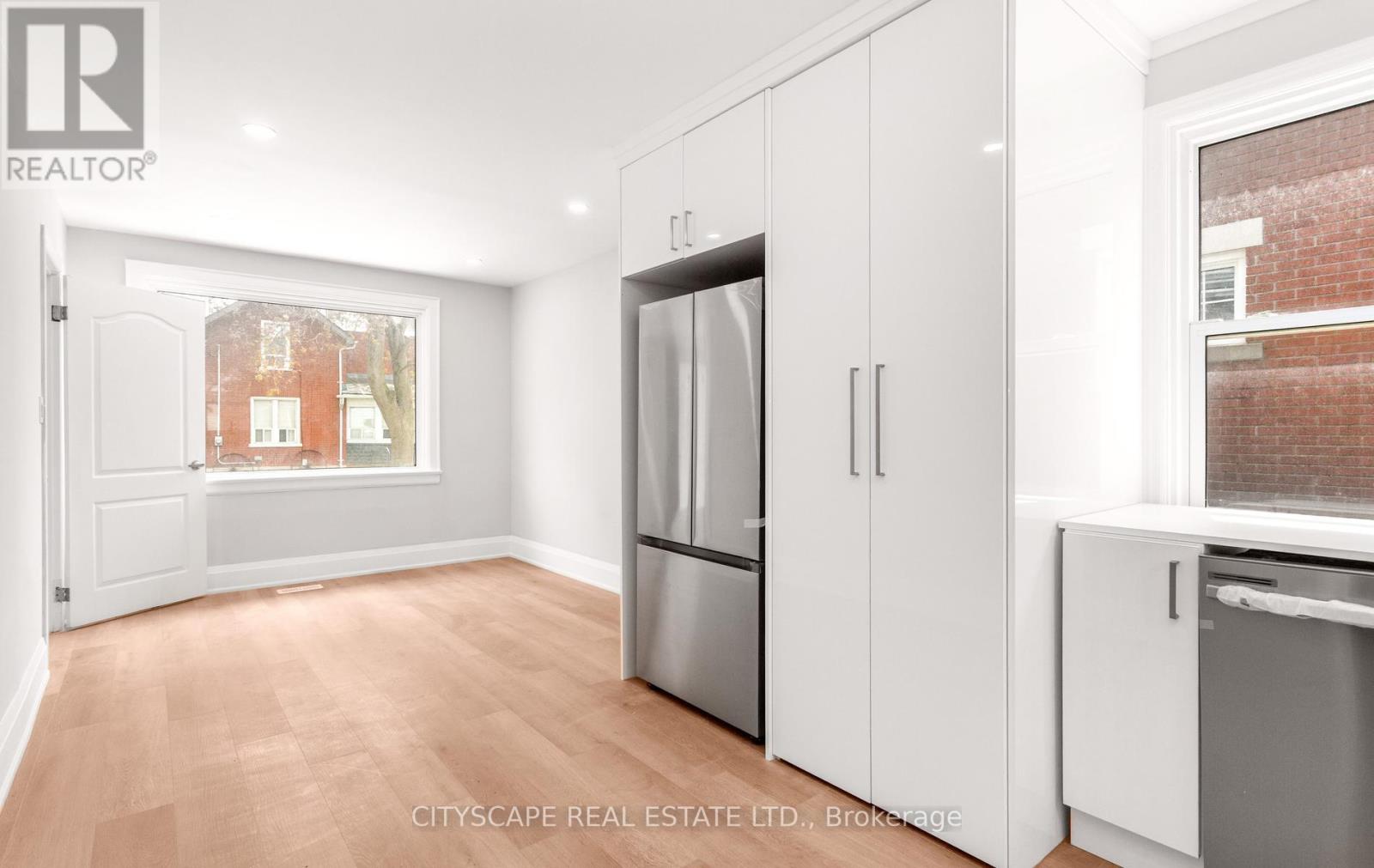 446 ARGYLE STREET - 10