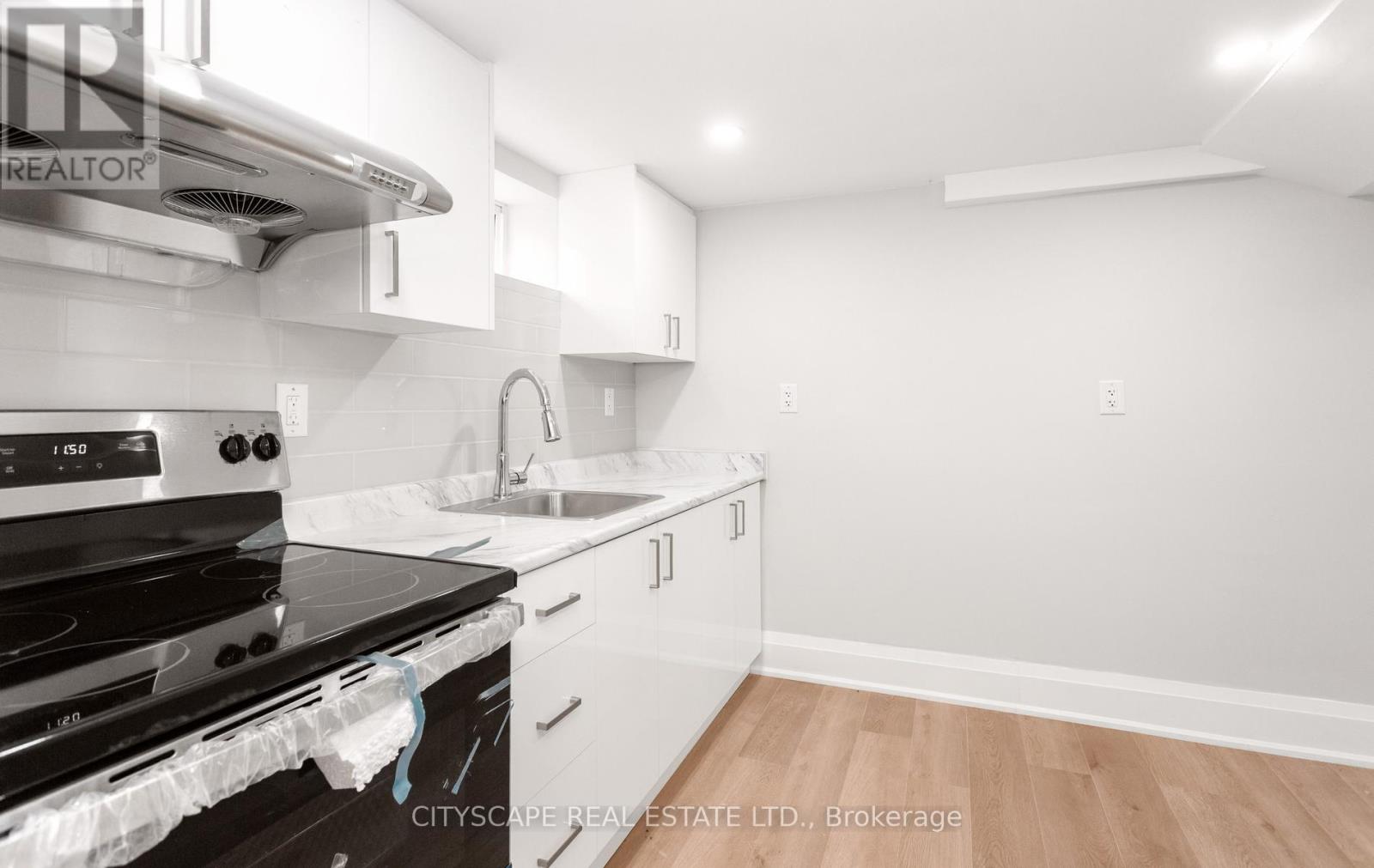 446 ARGYLE STREET - 30