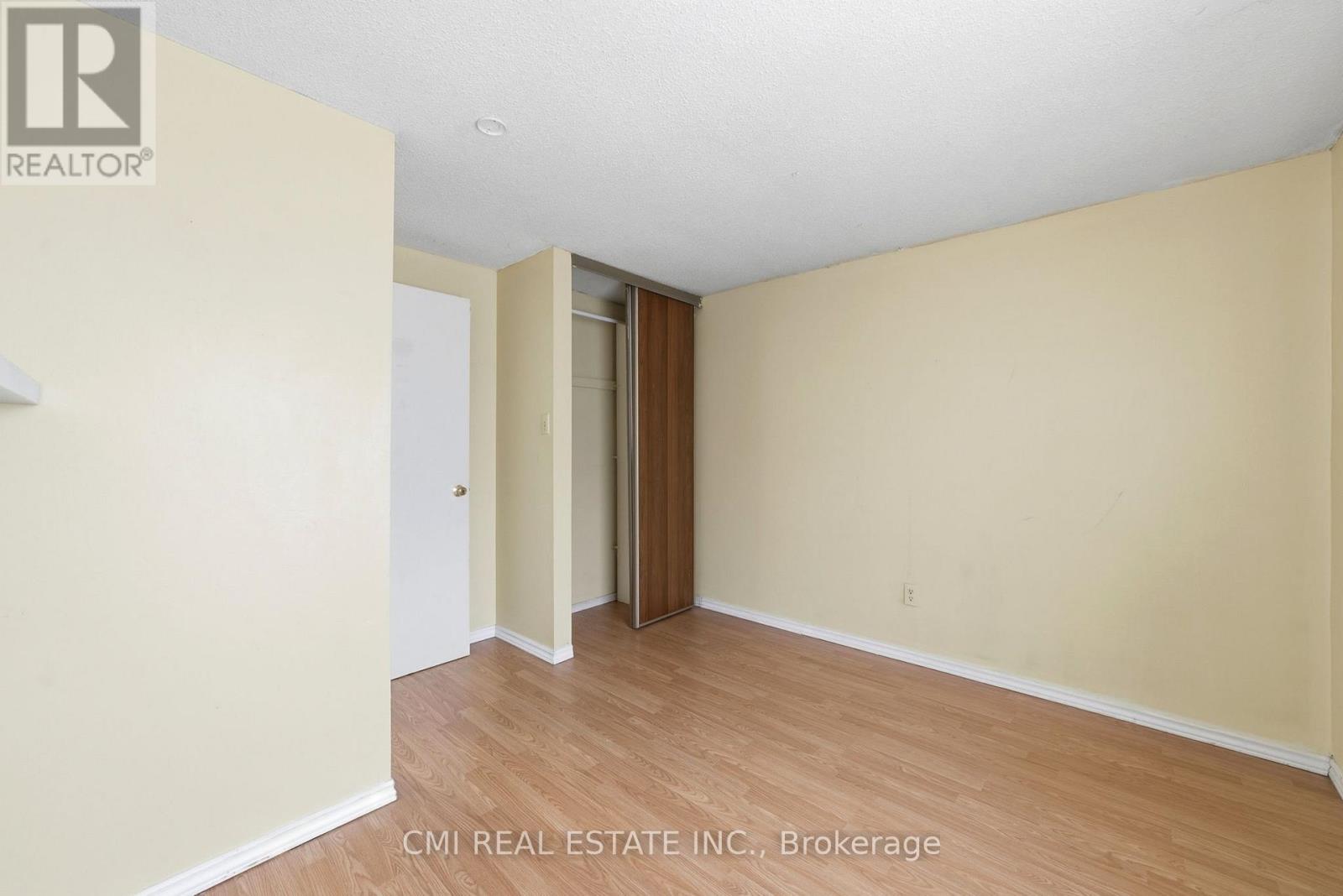 #44 1300 UPPER OTTAWA STREET - 26
