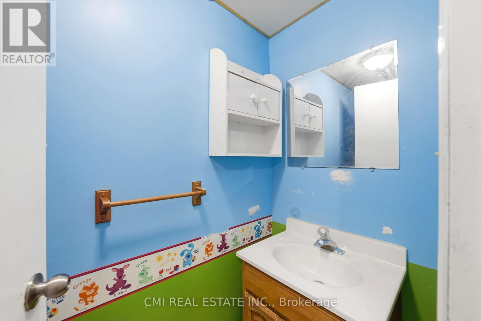 #44 1300 UPPER OTTAWA STREET - 31