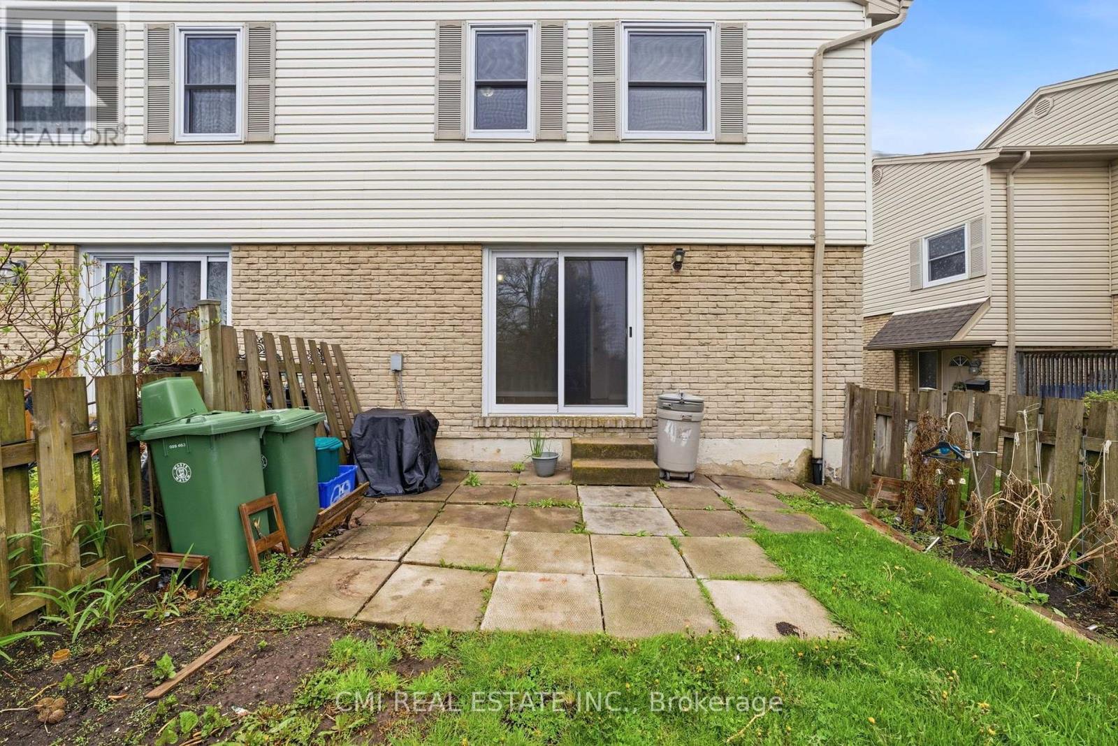 #44 1300 UPPER OTTAWA STREET - 38