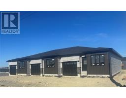 21 Tulip Ridge Boulevard thumbnail 2
