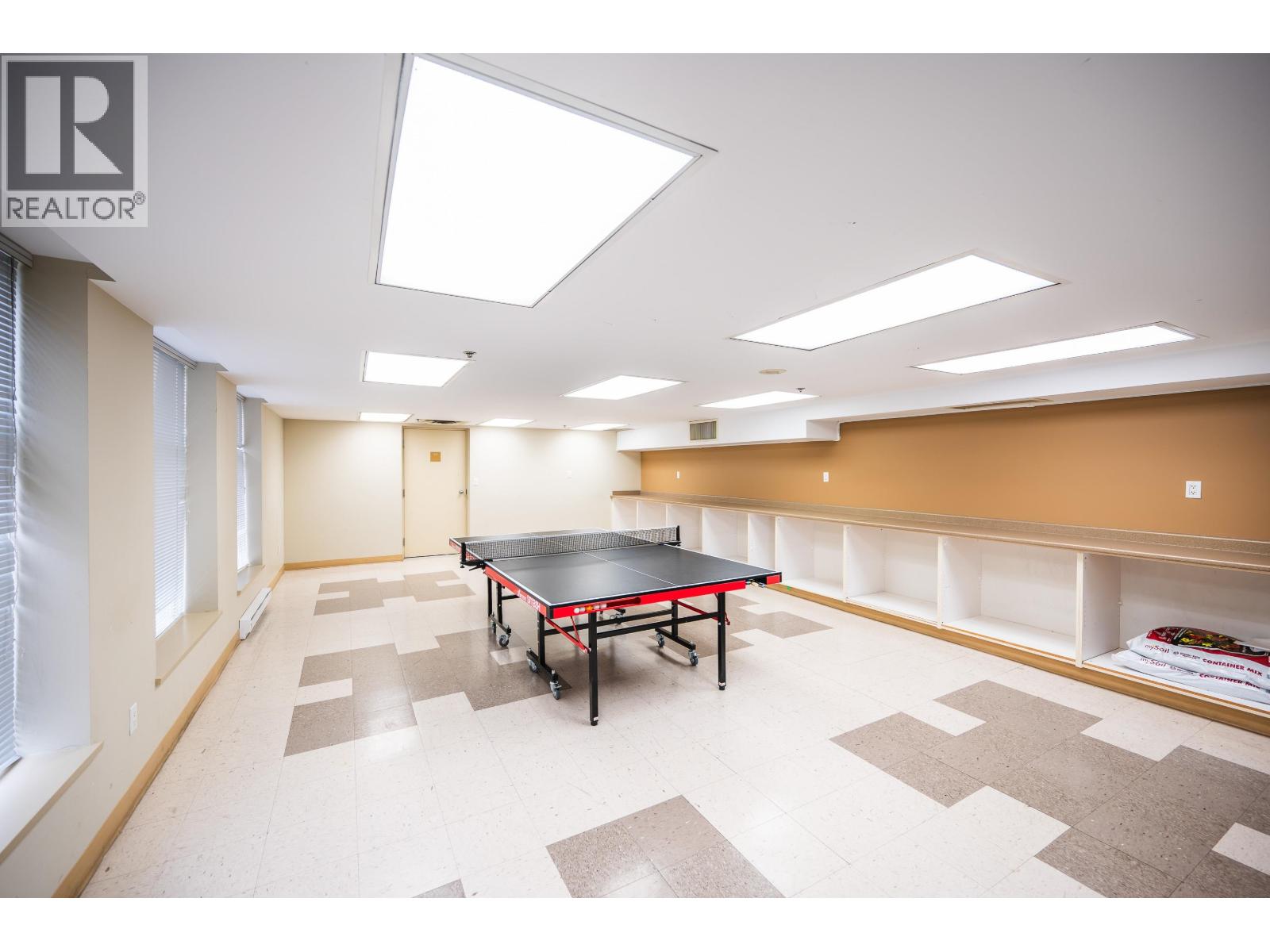 302 7080 ST. ALBANS ROAD, Richmond