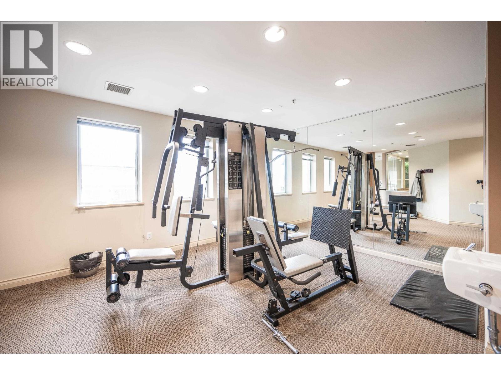 302 7080 ST. ALBANS ROAD, Richmond
