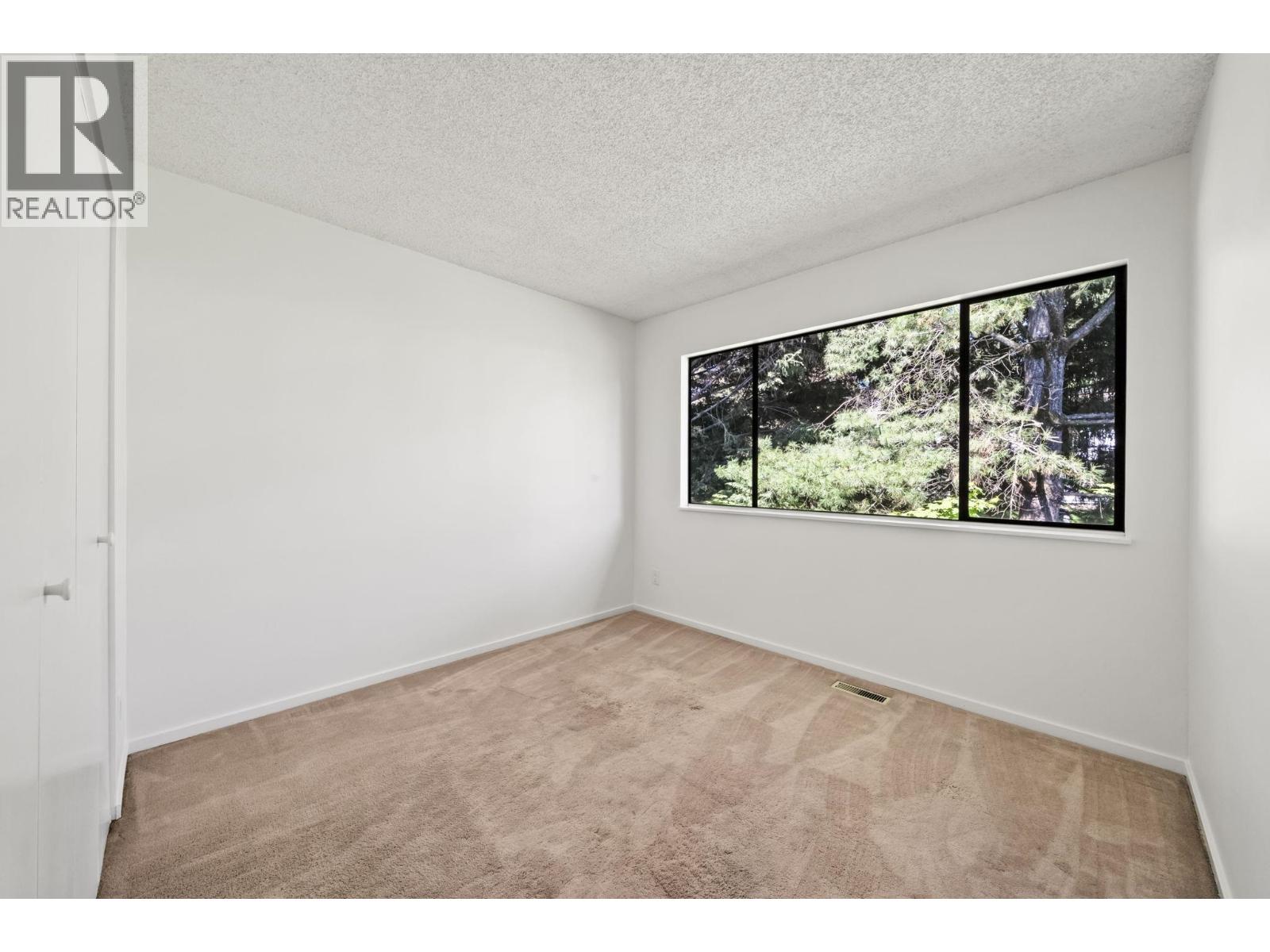 7326 CAPISTRANO DRIVE, Burnaby