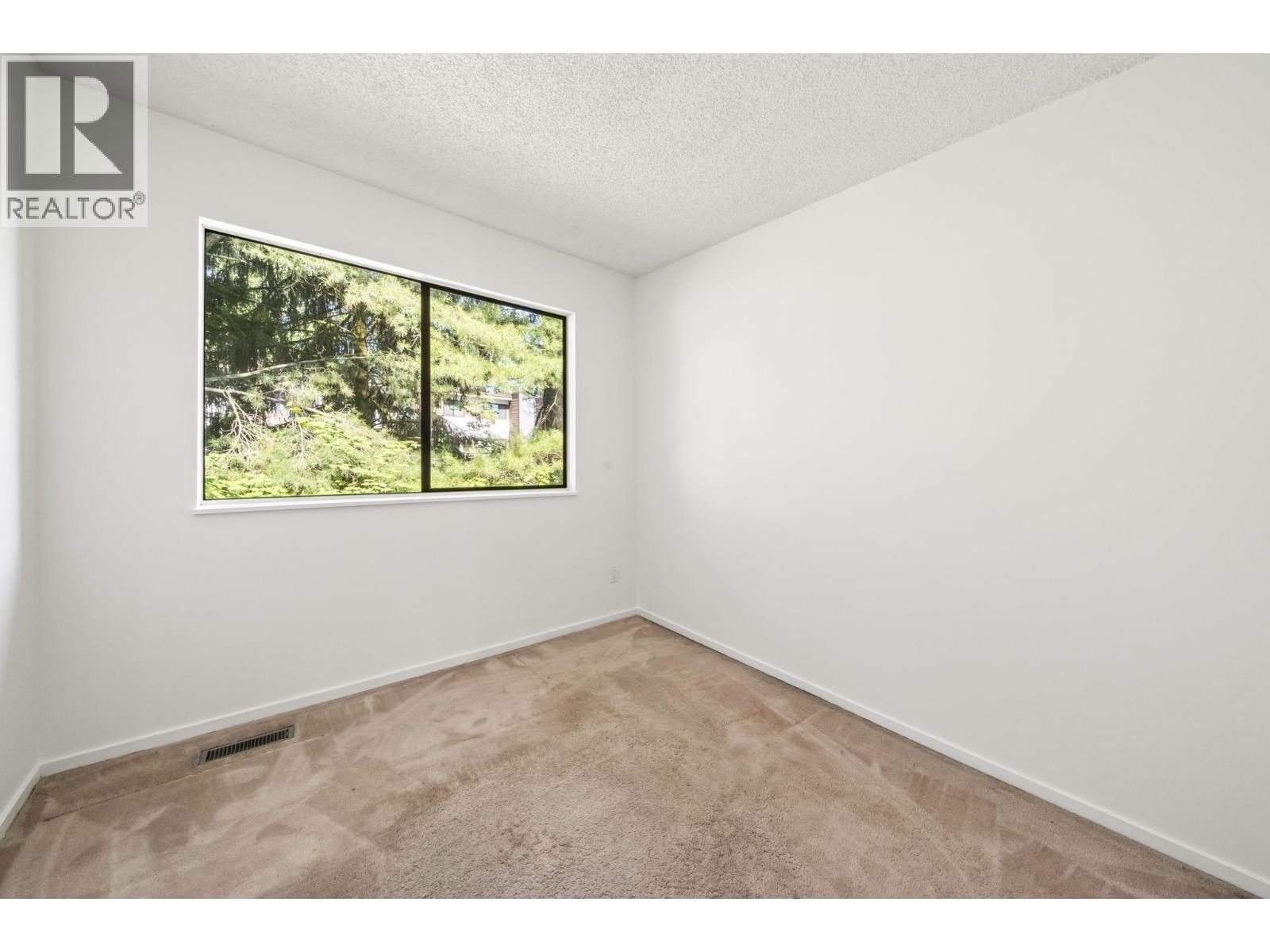 7326 CAPISTRANO DRIVE, Burnaby