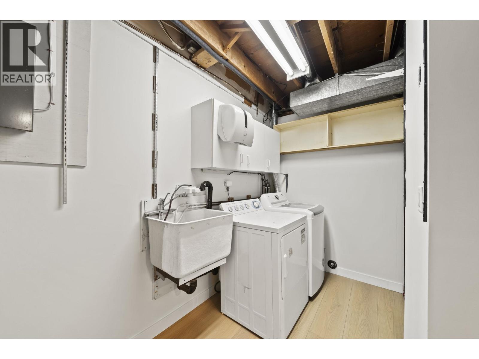 7326 CAPISTRANO DRIVE, Burnaby