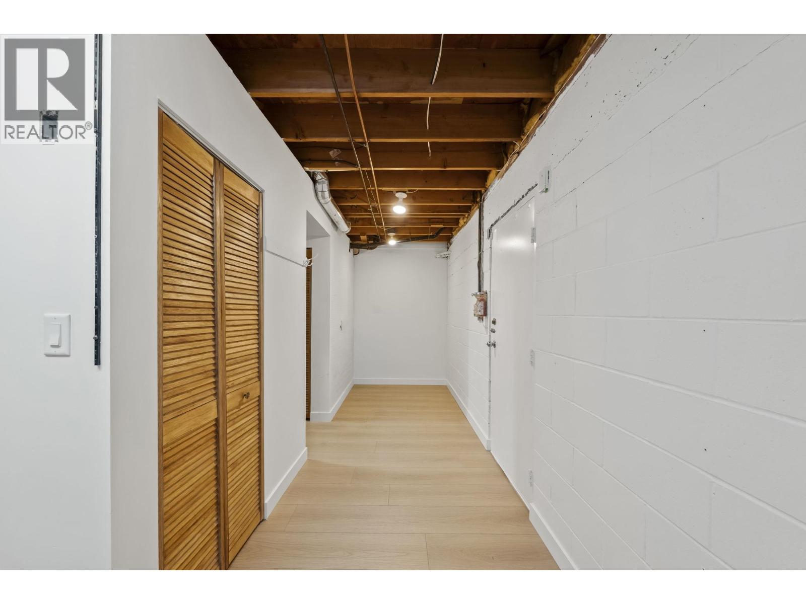 7326 CAPISTRANO DRIVE, Burnaby