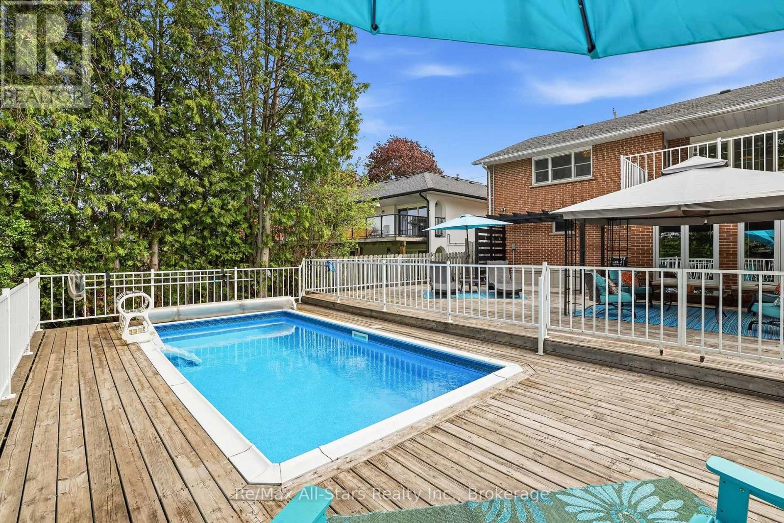 54 GRANDVIEW STREET S - 41