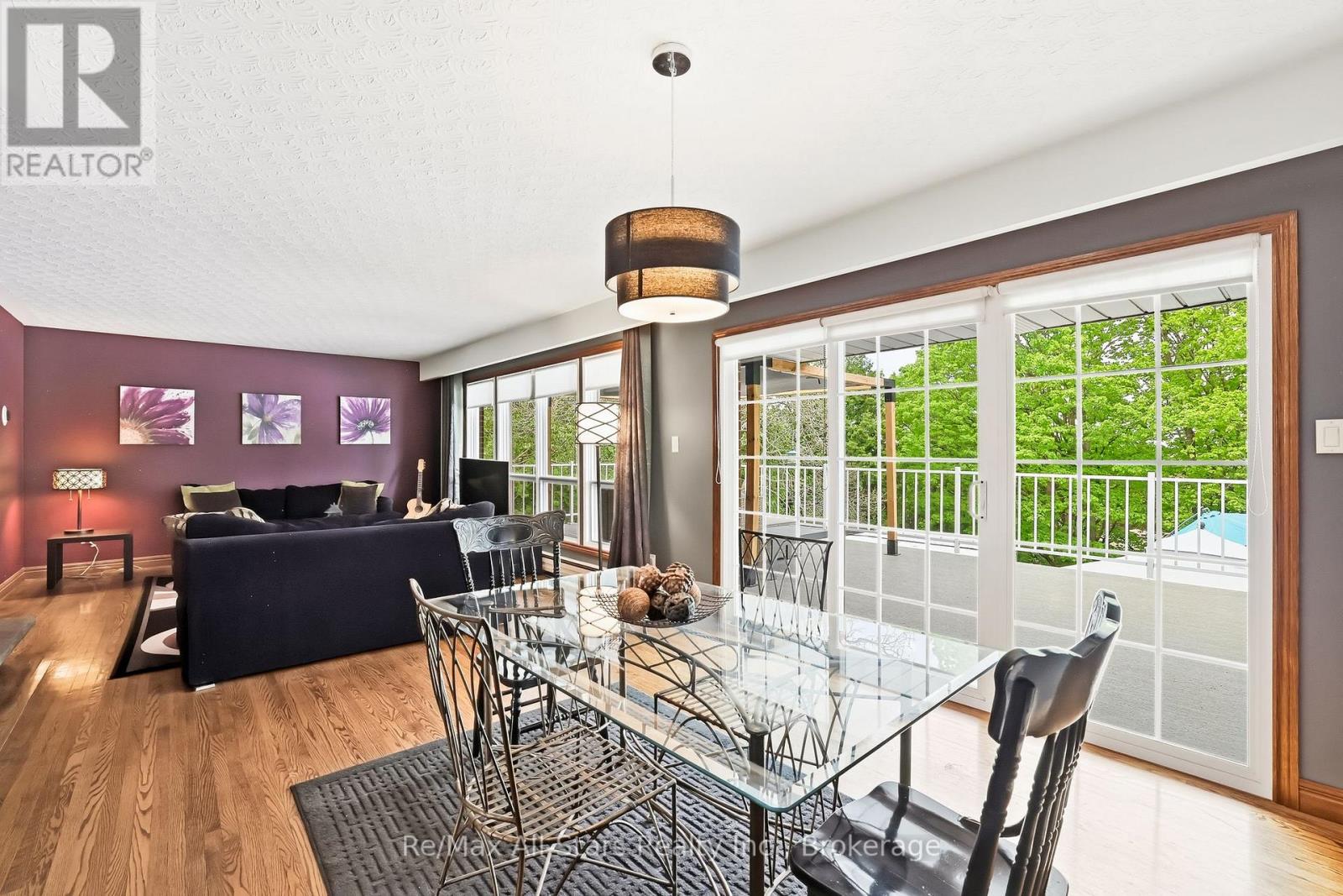 54 GRANDVIEW STREET S - 8
