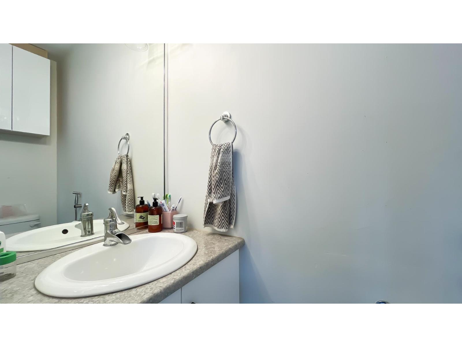 6 Bed, 3 Bath House for Sale in Surrey – 14171 77A AVENUE, Surrey – MLS# R3125753 - Image 9