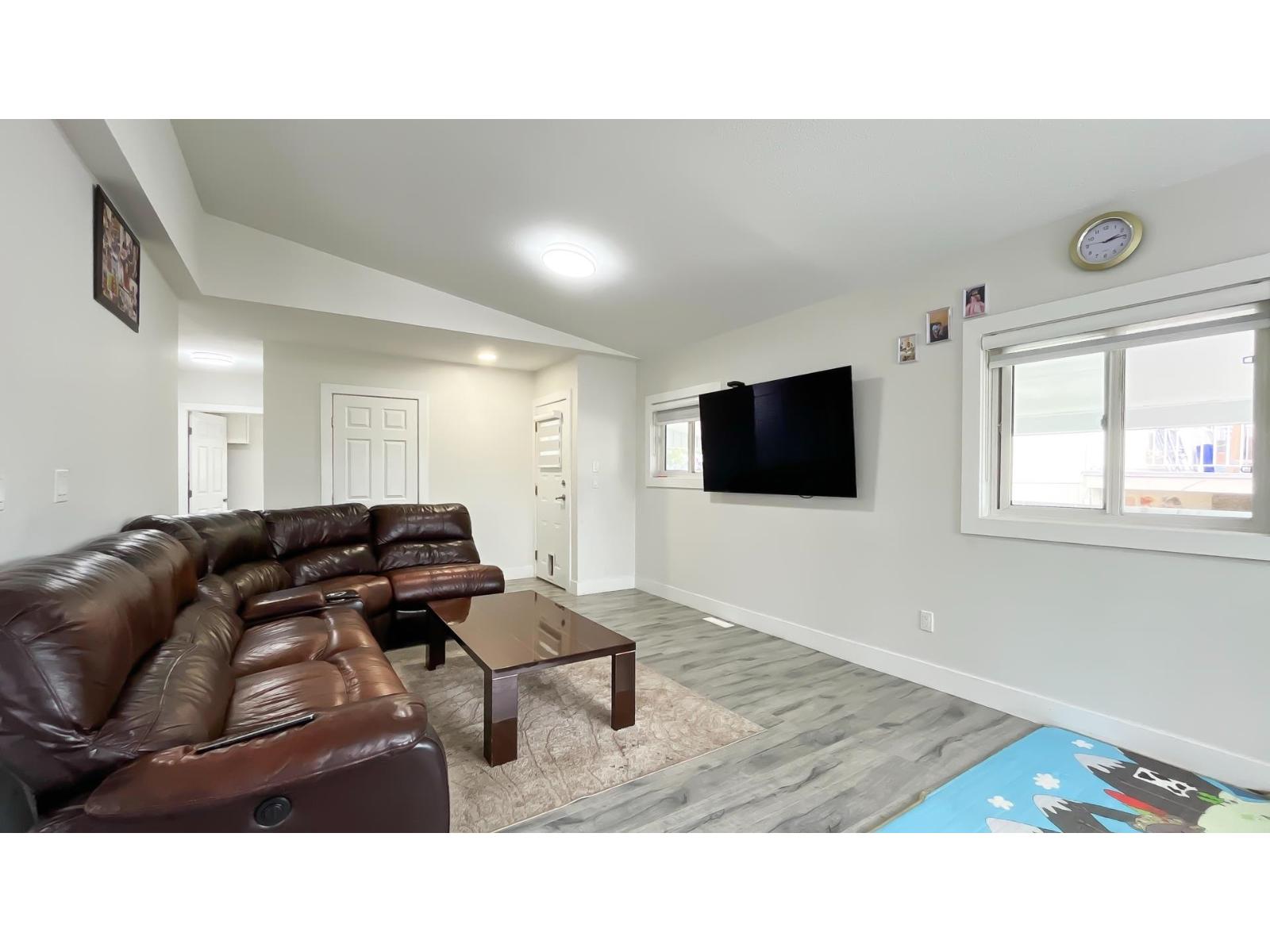 14171 77A Avenue - photo 2