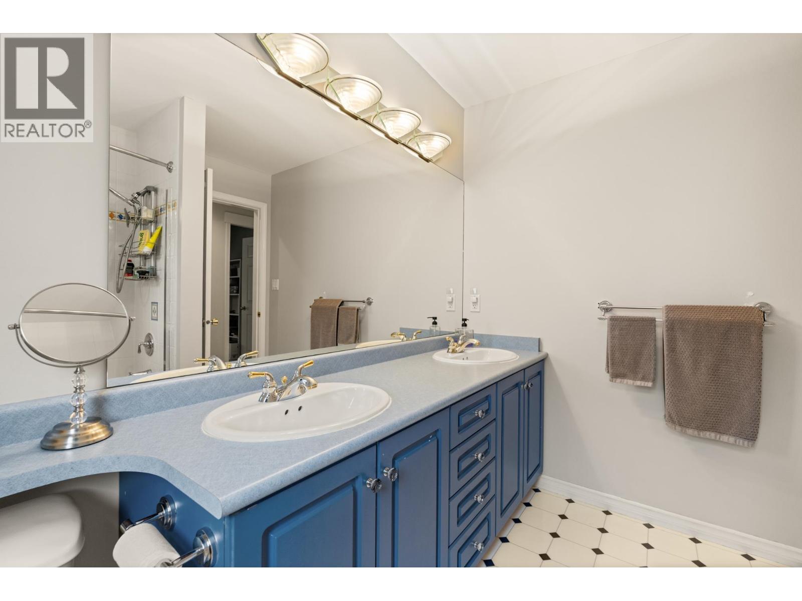 5287 CRESCENT Drive, Delta