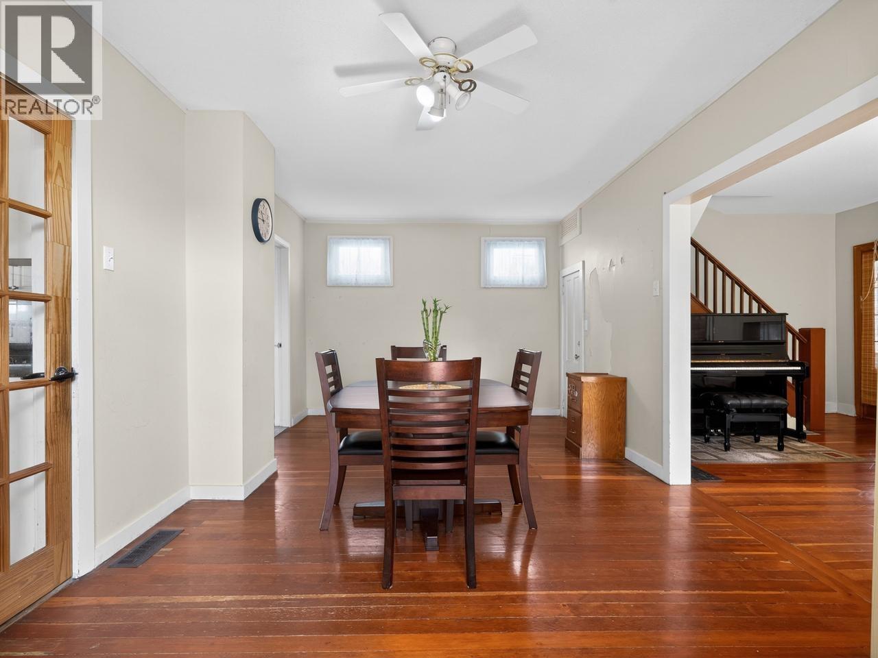 836 THIRTEENTH STREET, New Westminster