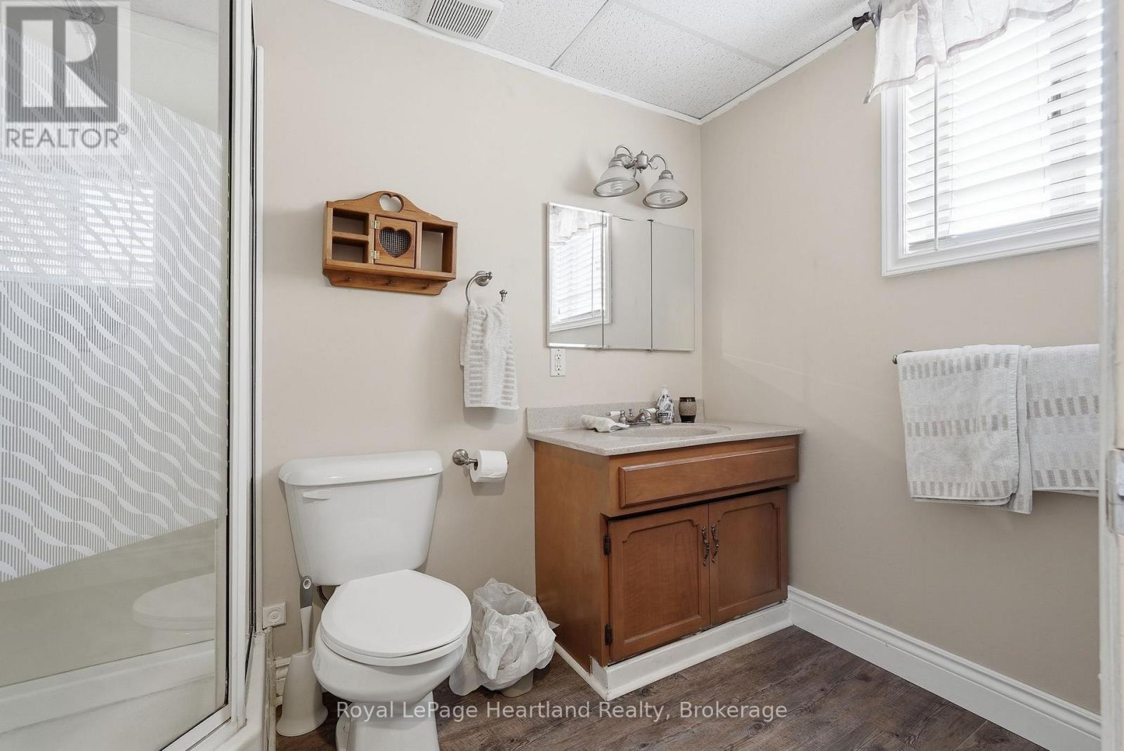 3008 BROOKHAVEN DRIVE - 25