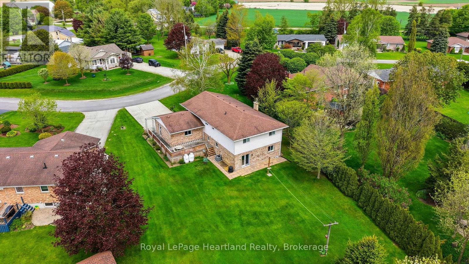 3008 BROOKHAVEN DRIVE - 38