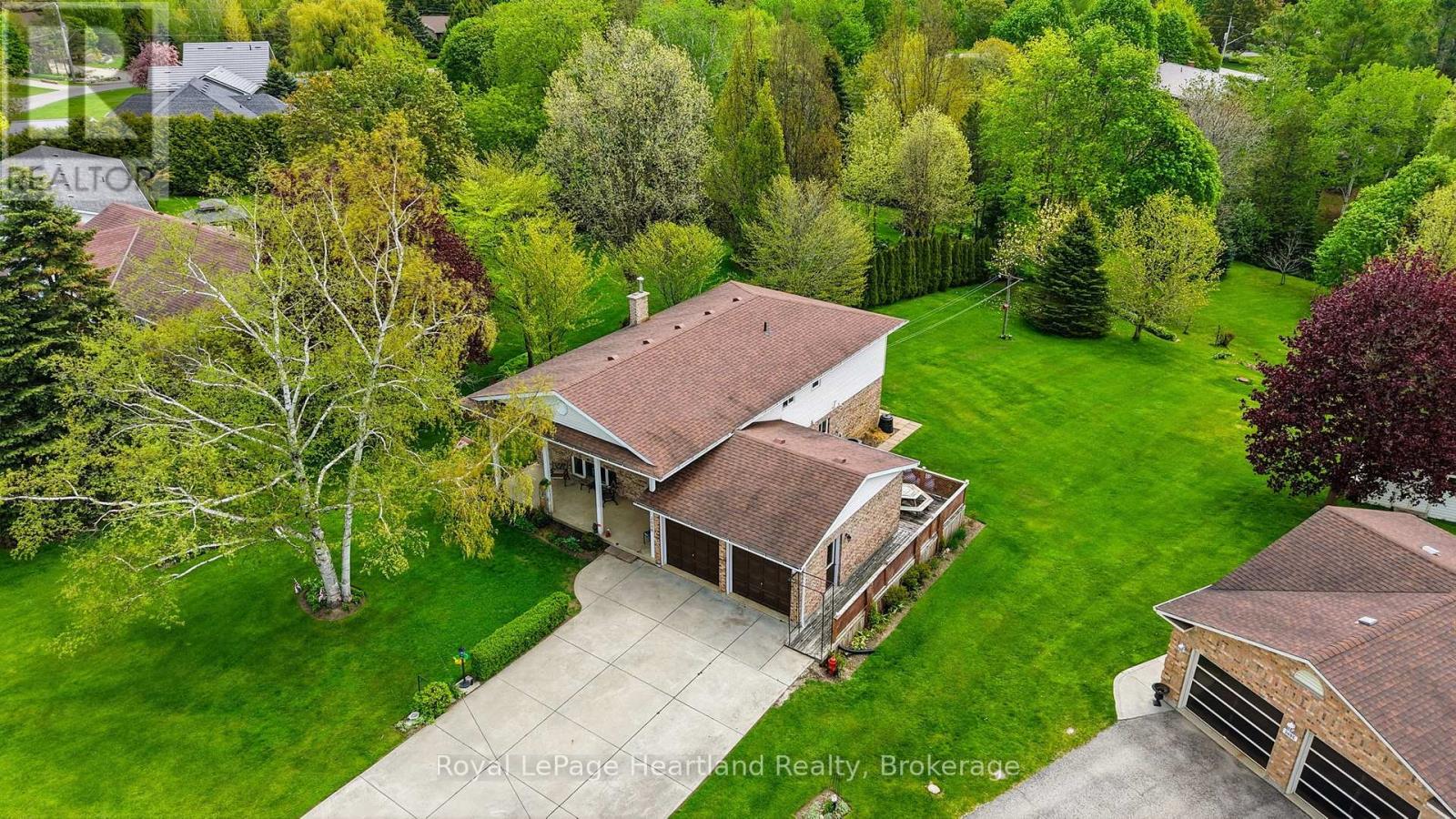 3008 BROOKHAVEN DRIVE - 41