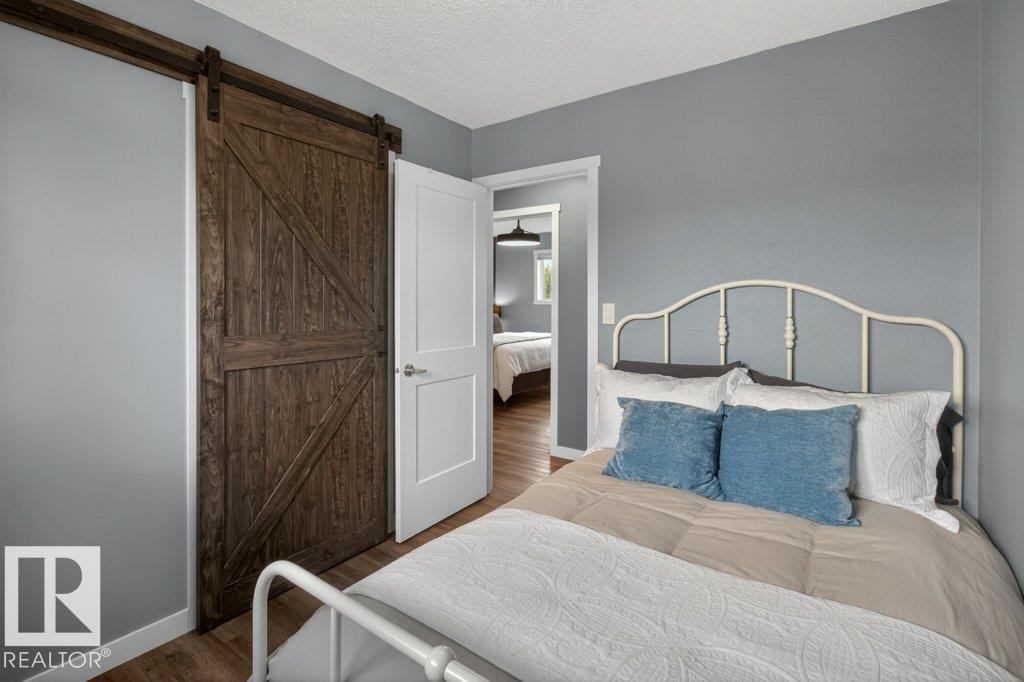 18007 99A AV NW NW - 15