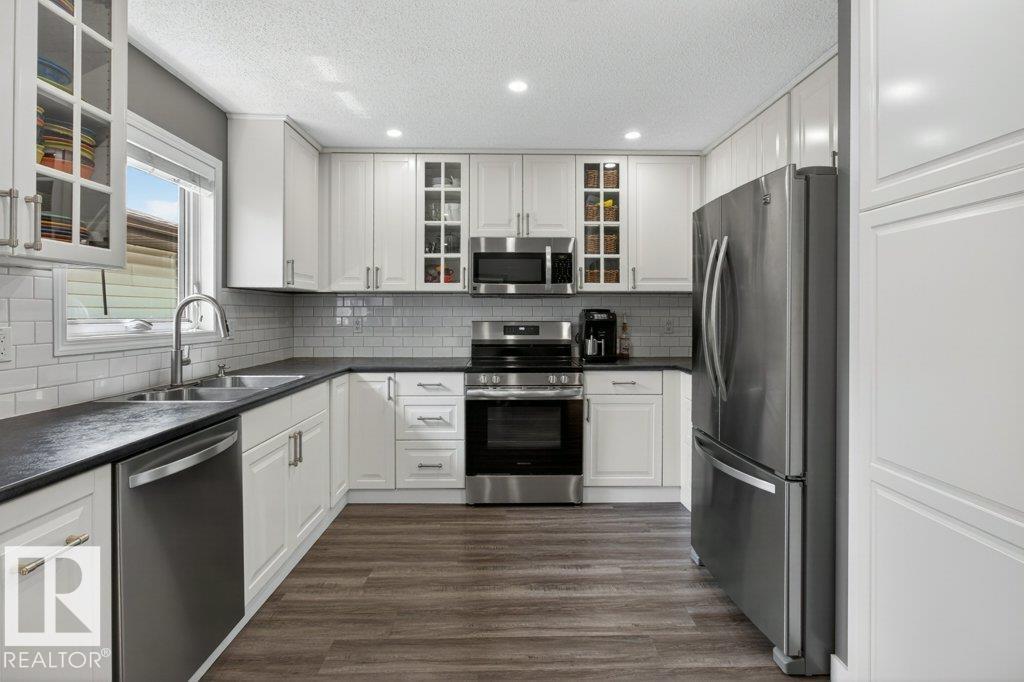 18007 99A AV NW NW - 4