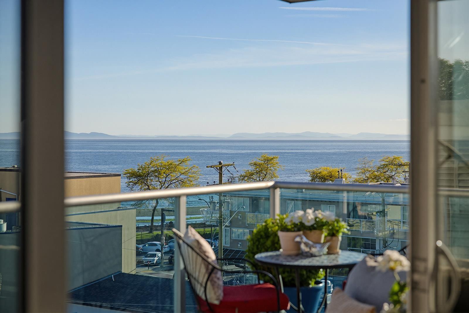 502 14955 VICTORIA AVENUE, White Rock
