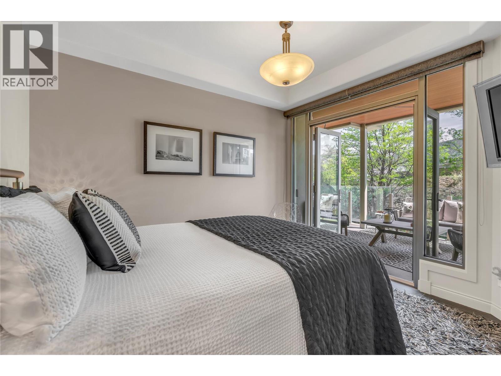 606 250 Marina Way, Penticton