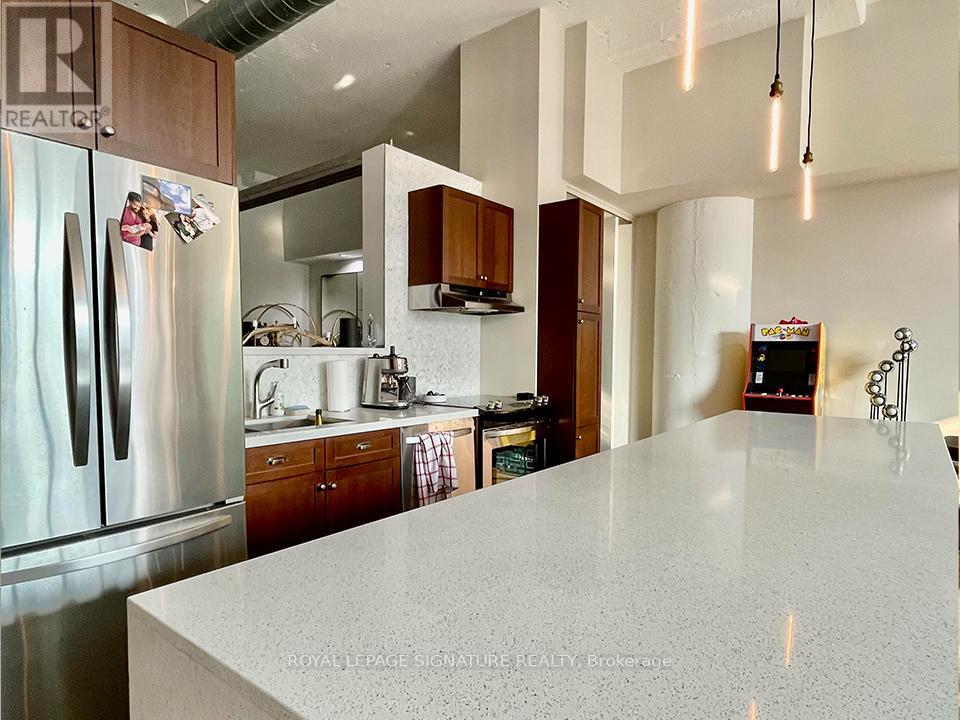 #655 155 DALHOUSIE STREET - 11