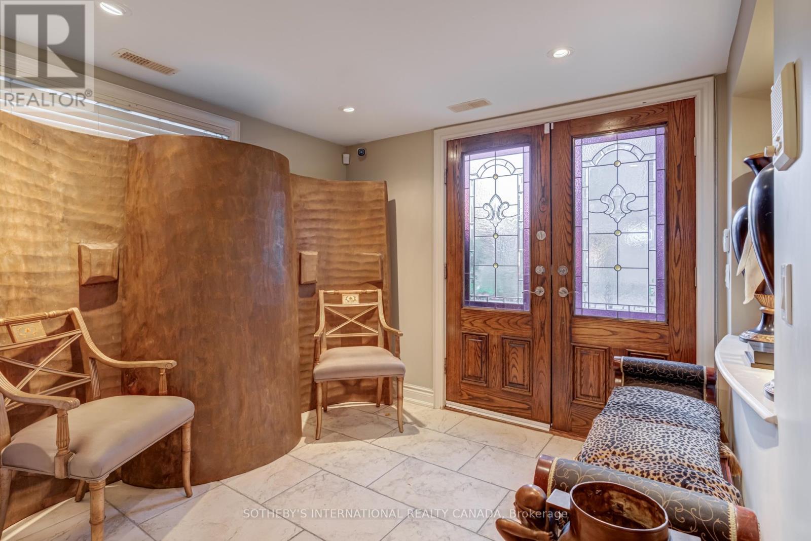 74 ABERDEEN AVENUE - 26