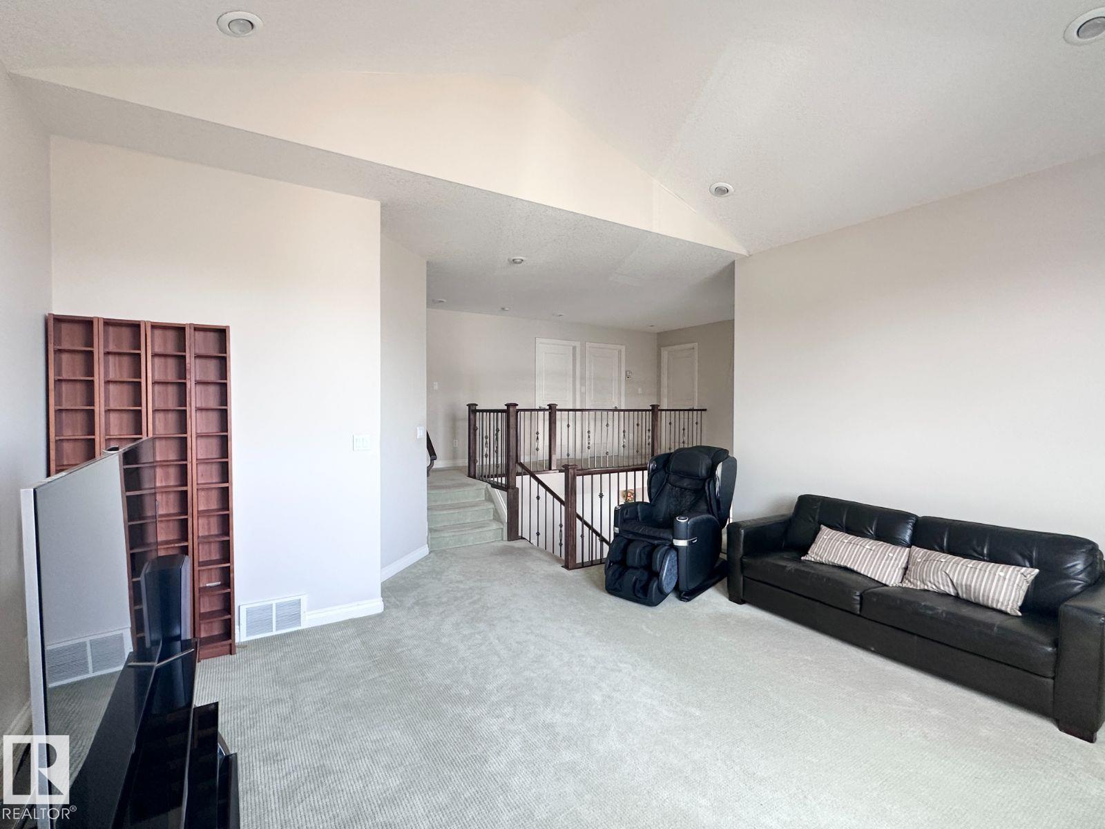 820 DRYSDALE RU NW - 16