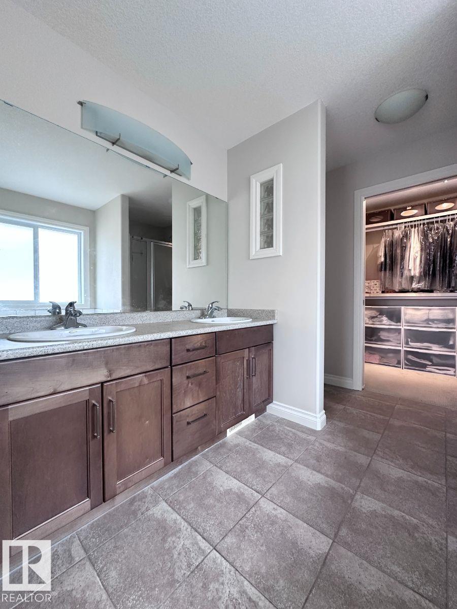 820 DRYSDALE RU NW - 30