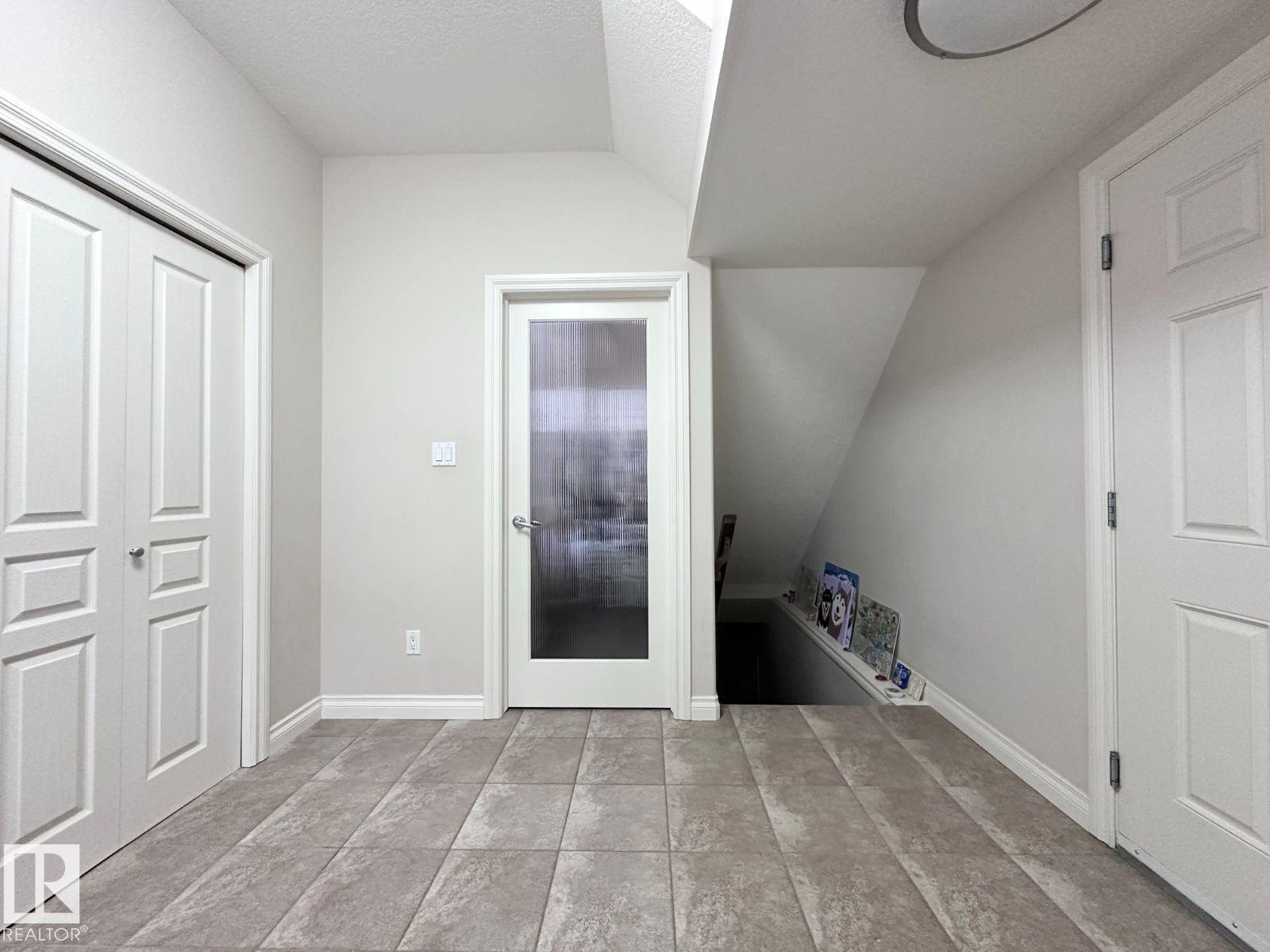 820 DRYSDALE RU NW - 37