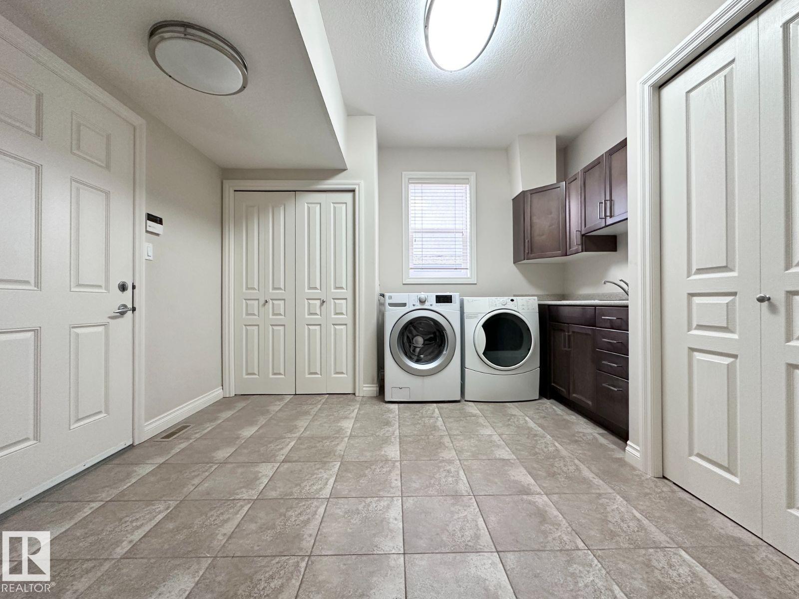 820 DRYSDALE RU NW - 36