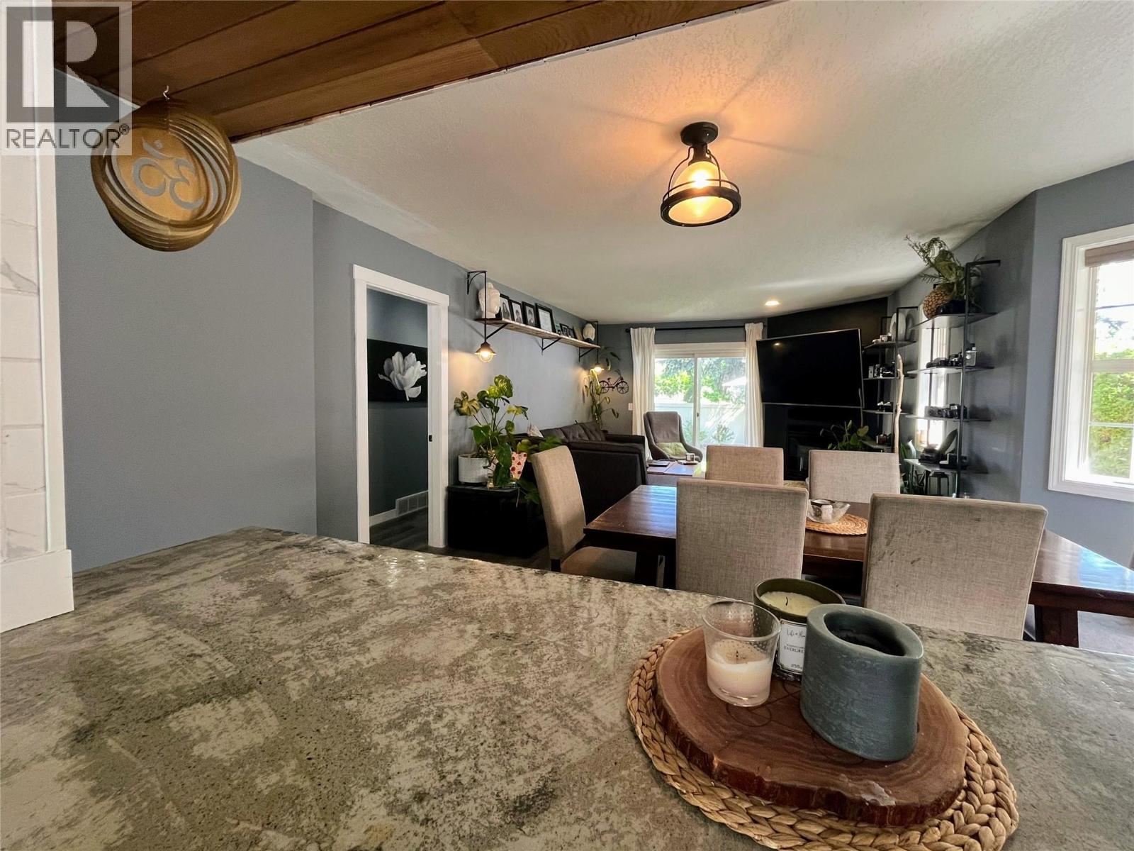 527 Yates Road Unit# 5, Kelowna