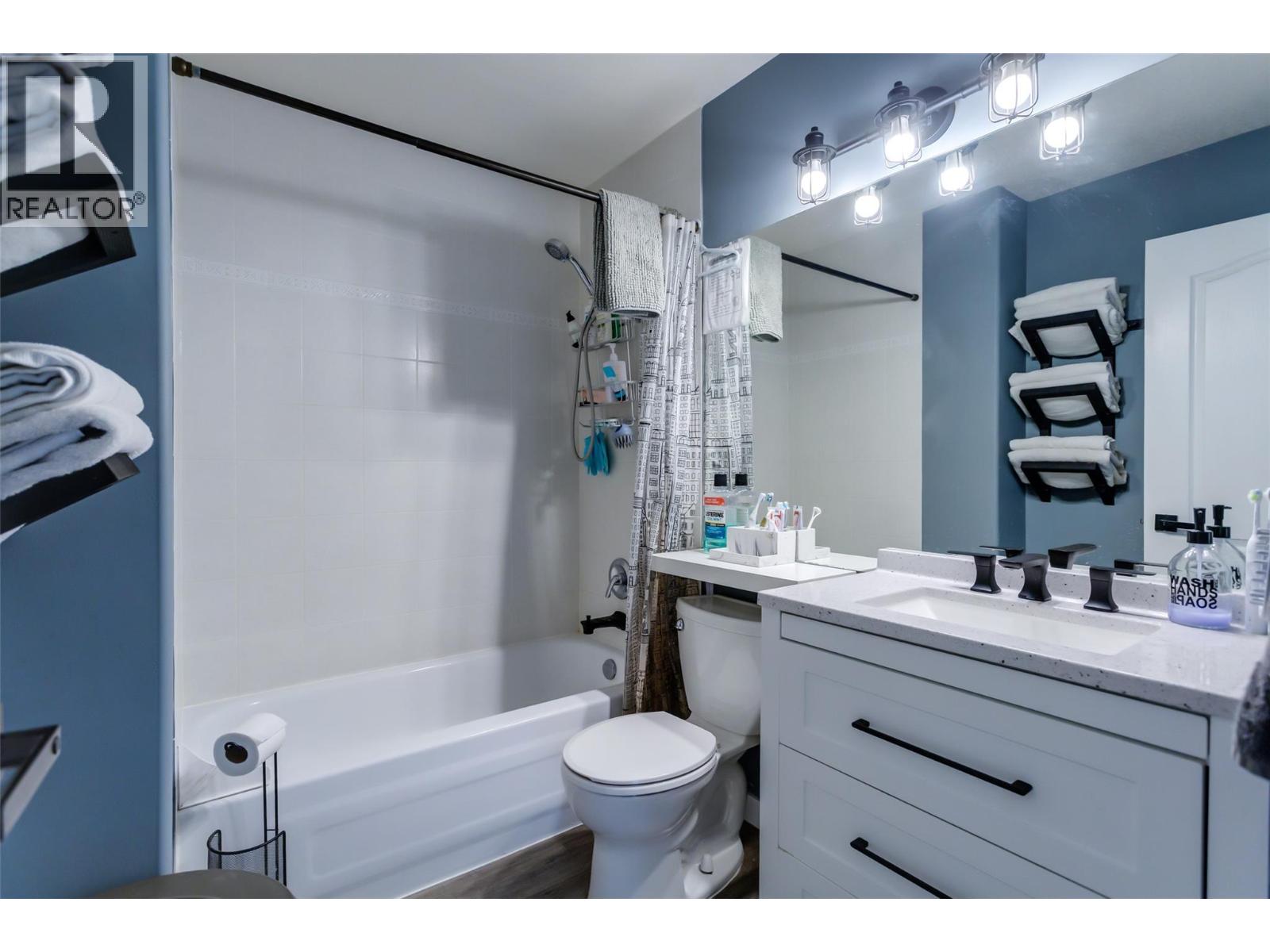 527 Yates Road Unit# 5, Kelowna