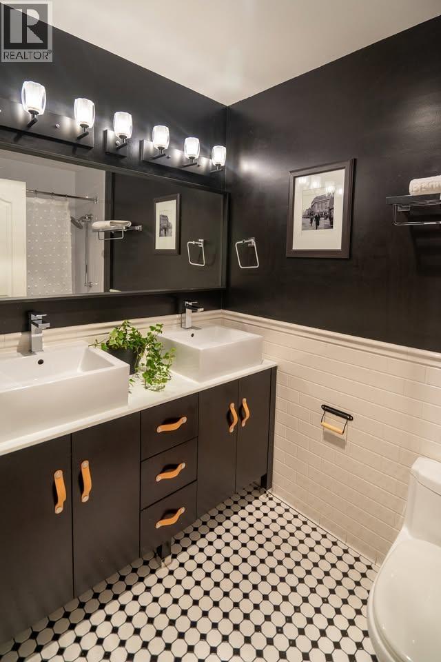 112 1363 CLYDE AVENUE, West Vancouver