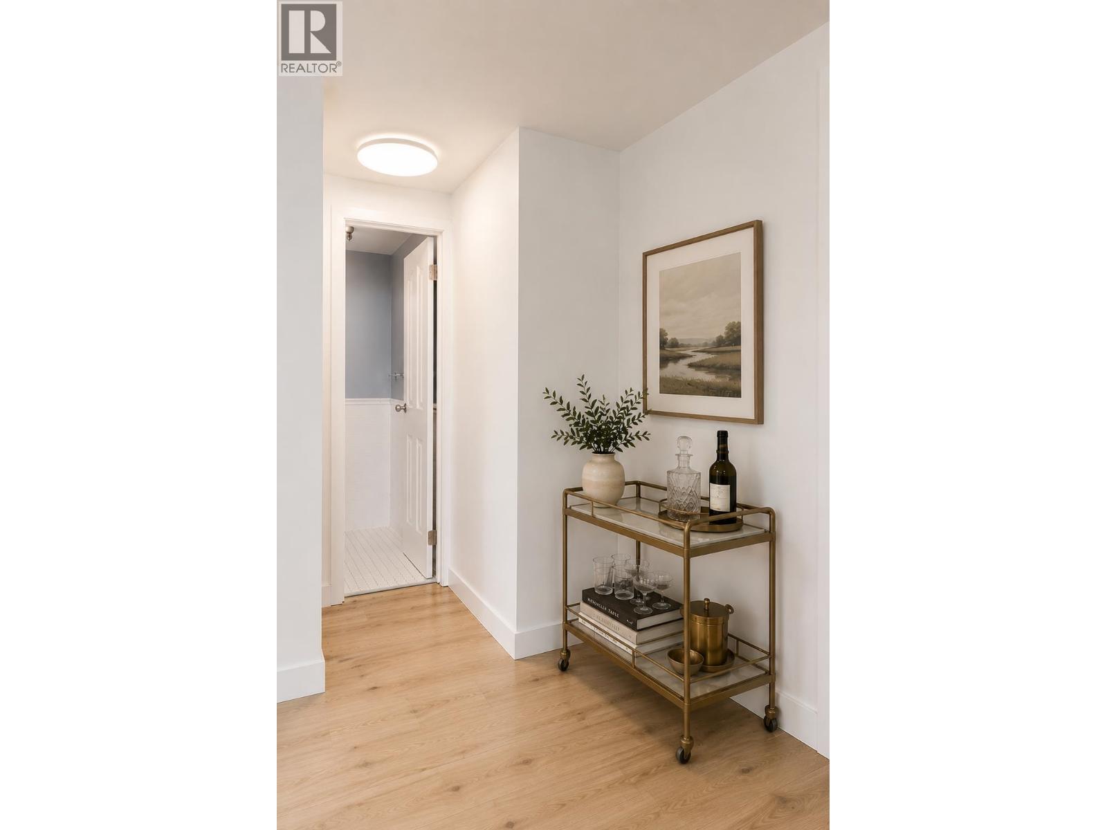112 1363 CLYDE AVENUE, West Vancouver