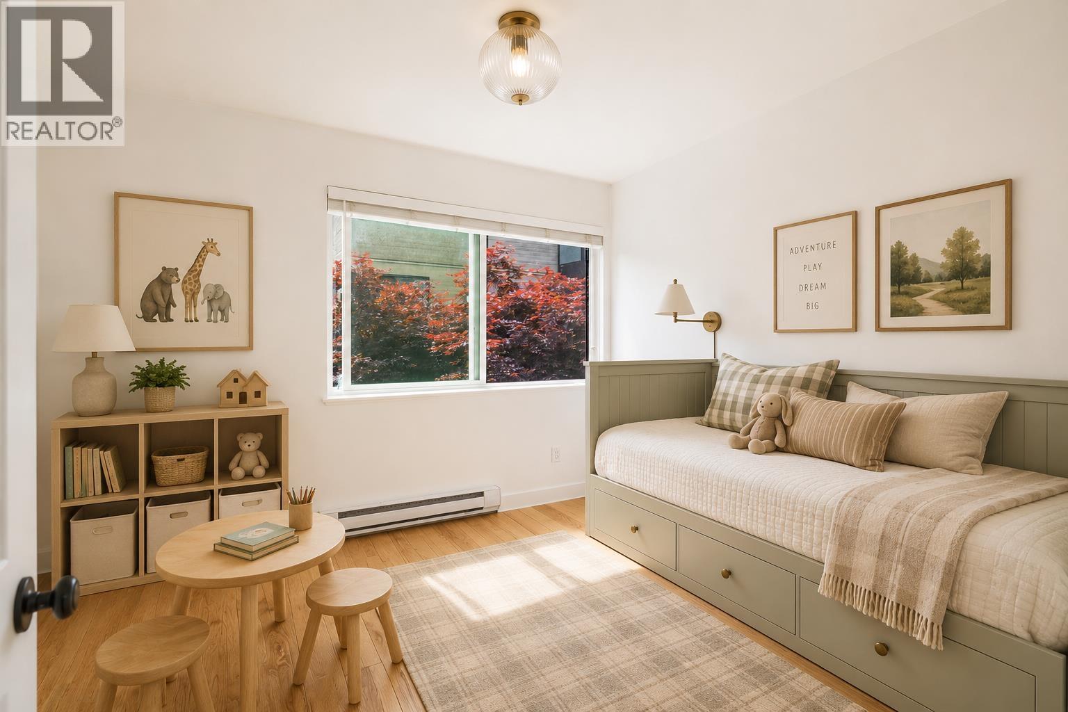 112 1363 CLYDE AVENUE, West Vancouver