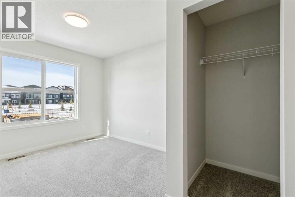 38 Annette Green NW - 18
