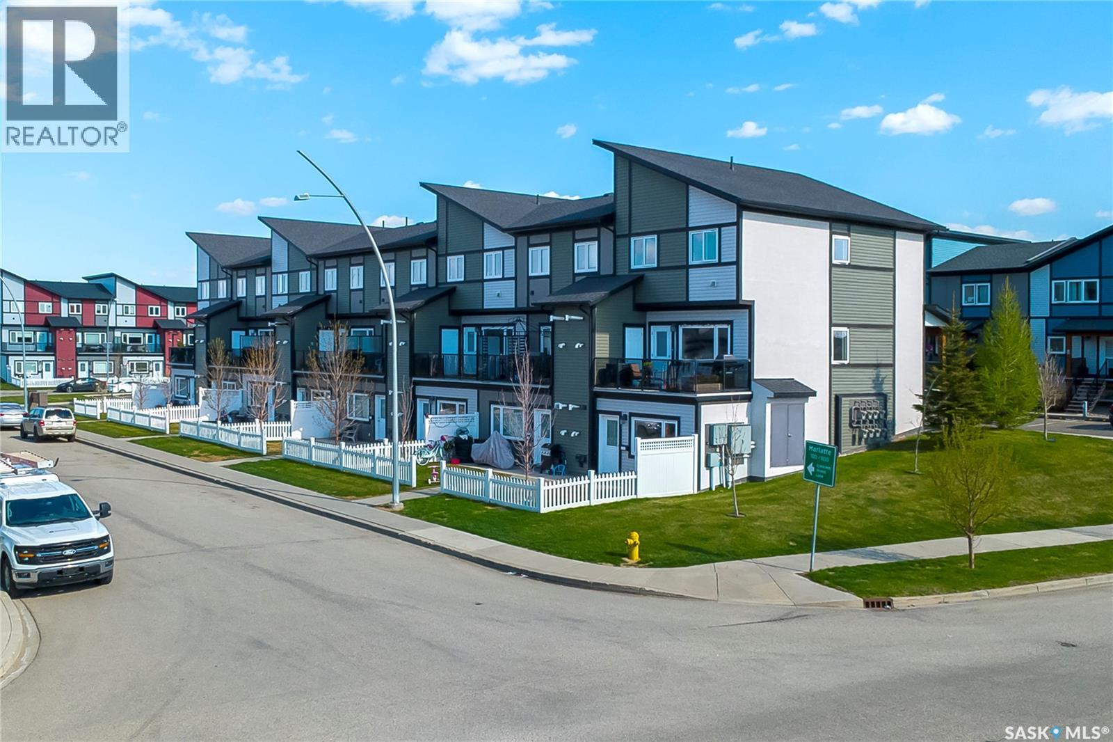 #1101 130 Marlatte CRESCENT - Image 2