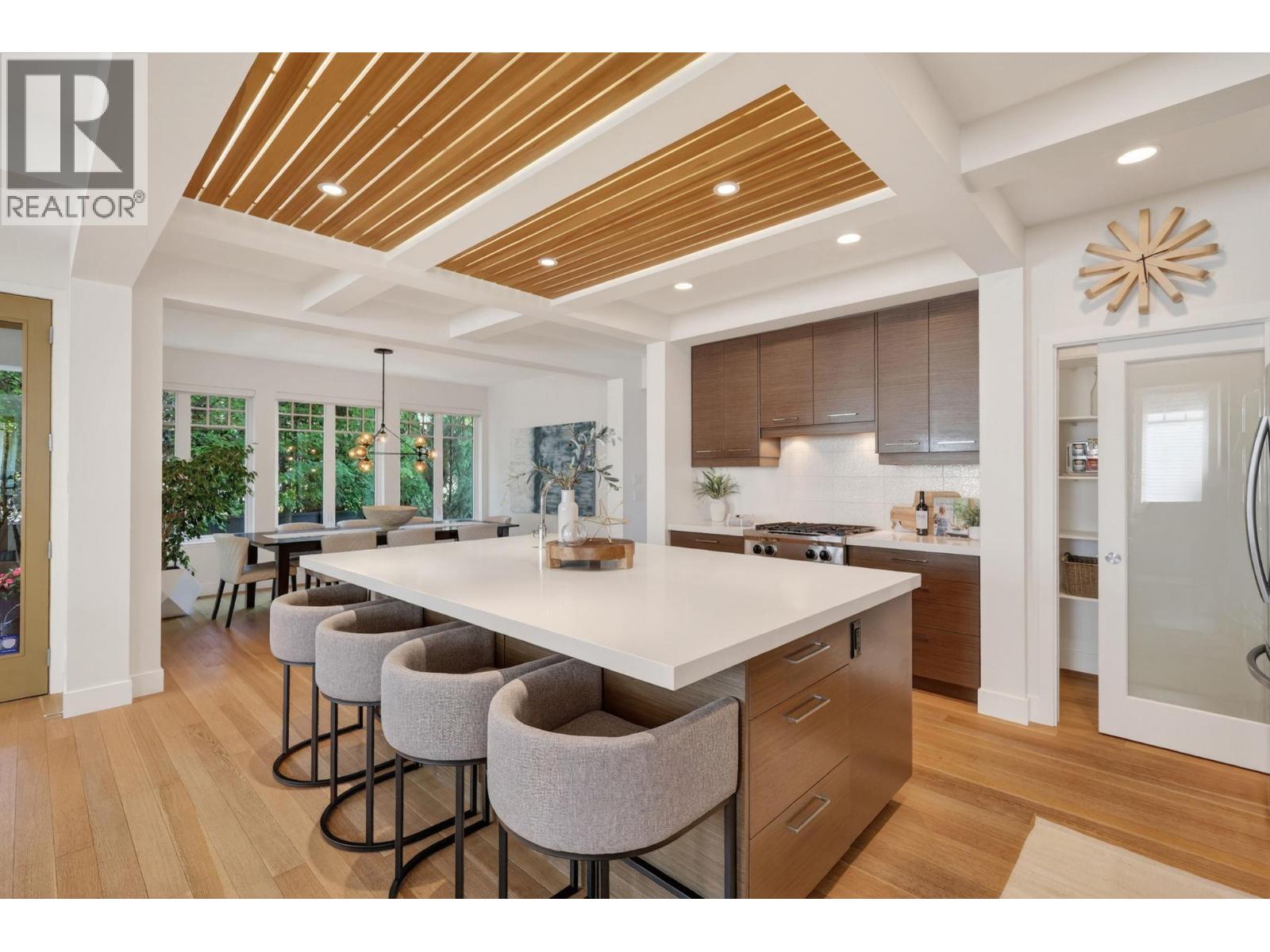  504 Metcalfe Avenue, Kelowna