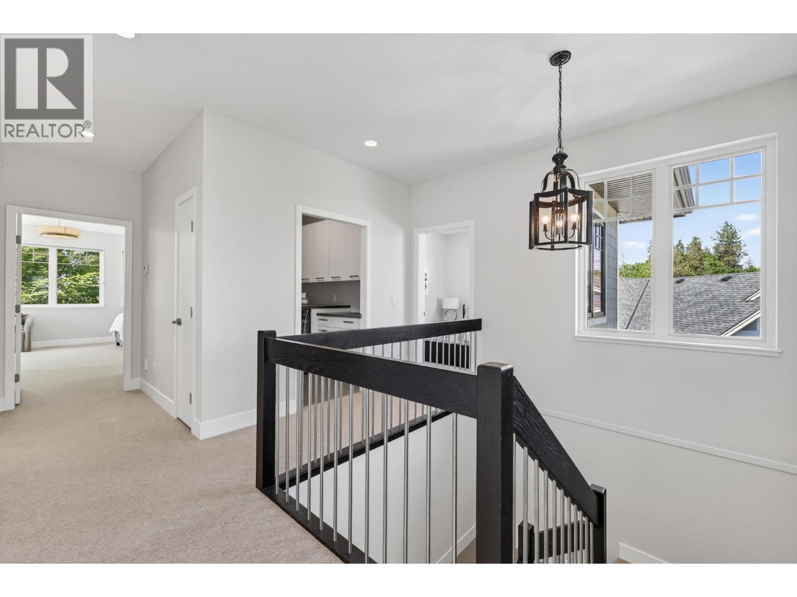 504 Metcalfe Avenue, Kelowna