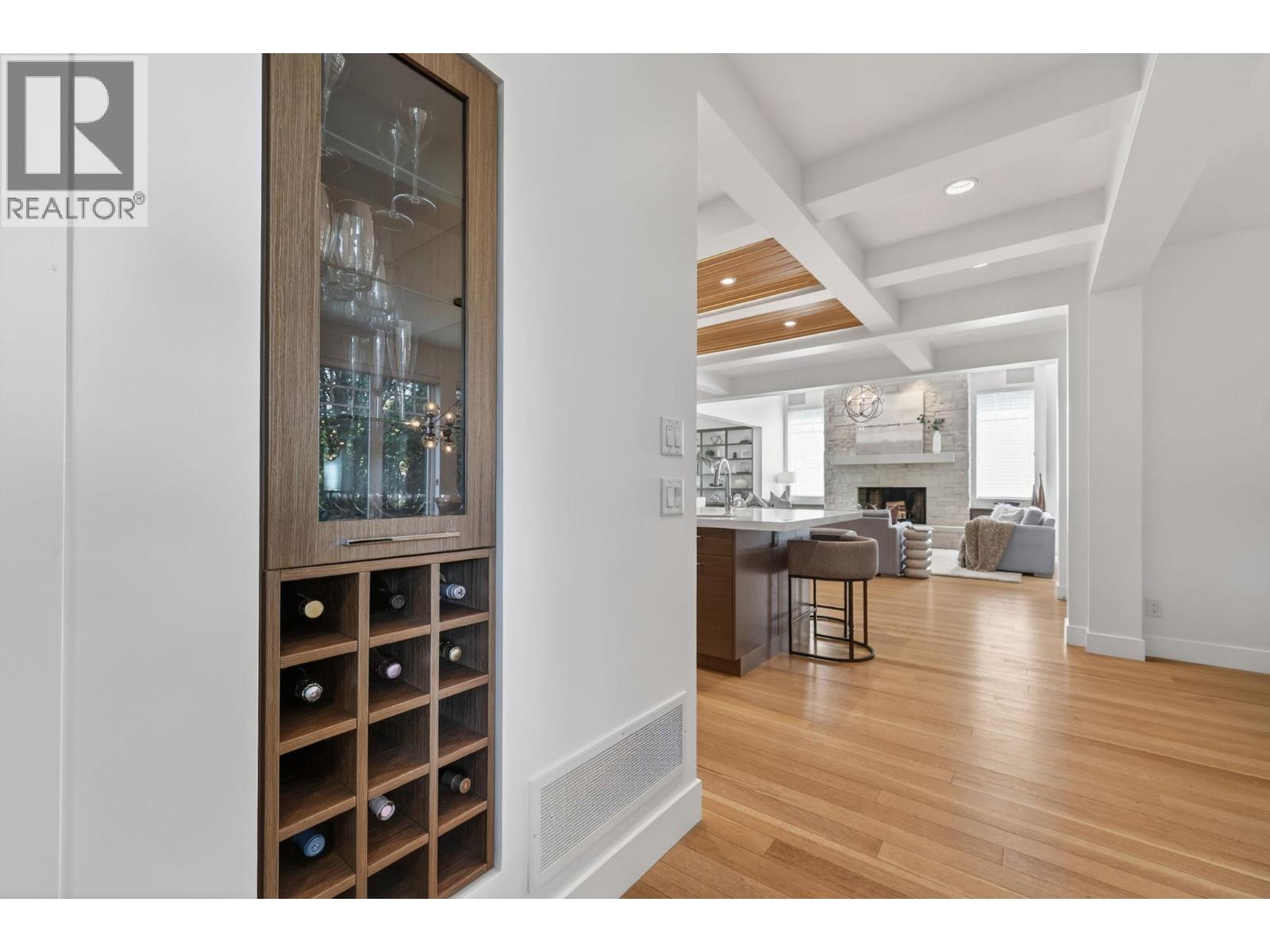  504 Metcalfe Avenue, Kelowna
