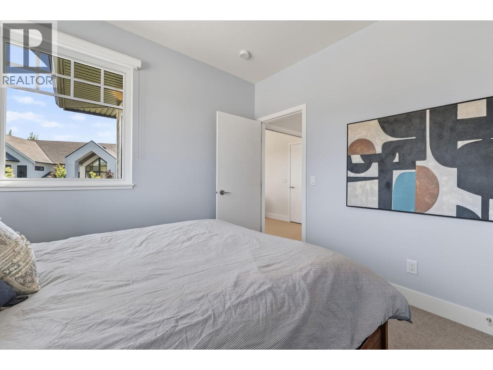  504 Metcalfe Avenue, Kelowna